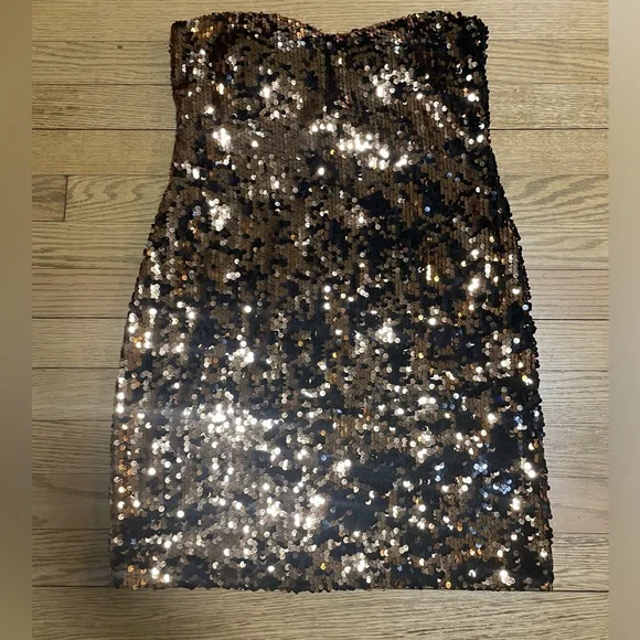 AUW | Dresses | Auw Black Strapless Dress W Sparkly Gold Black Sequins  Party Going Out Dress | Poshmark